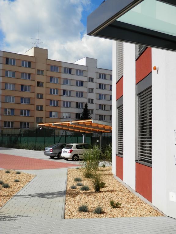 Ubytovací zařízení Koleje Pedagog Ceske Budejovice Exterior foto